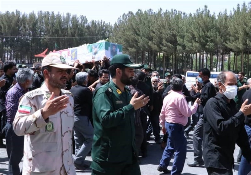 پیکر جانباز شهید" علی یاری" در بیرجند تشییع شد