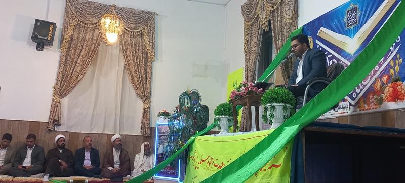 برگزاری محفل انس با قرآن کریم در روستای حسین‌آباد زیرکوه